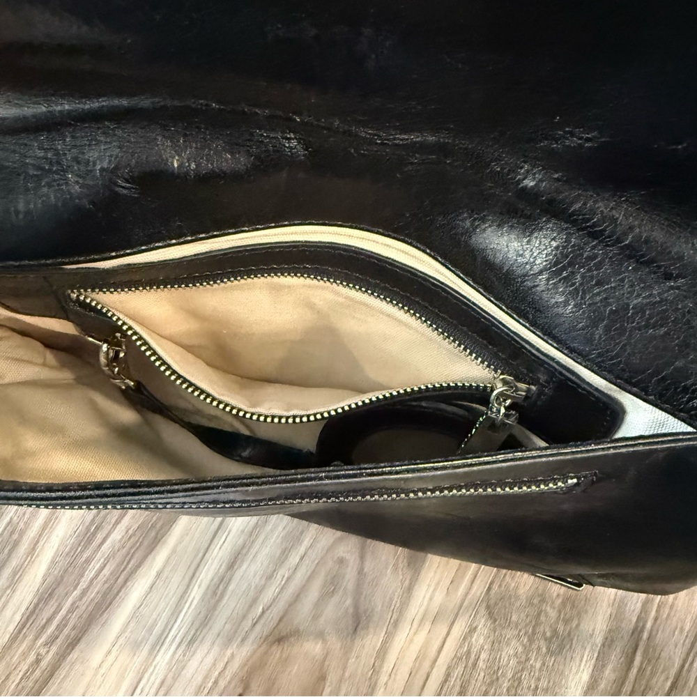 Tory Burch Black Leather Crossbody with Silver Logo and Chain - Picture 8 of 12